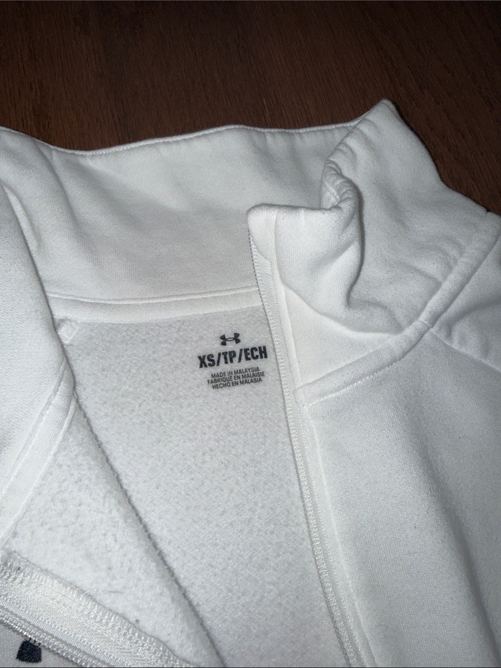 Under Armour White Half-Zip Pullover Sweatshirt Cold Weather Activewear - Picture 3 of 5